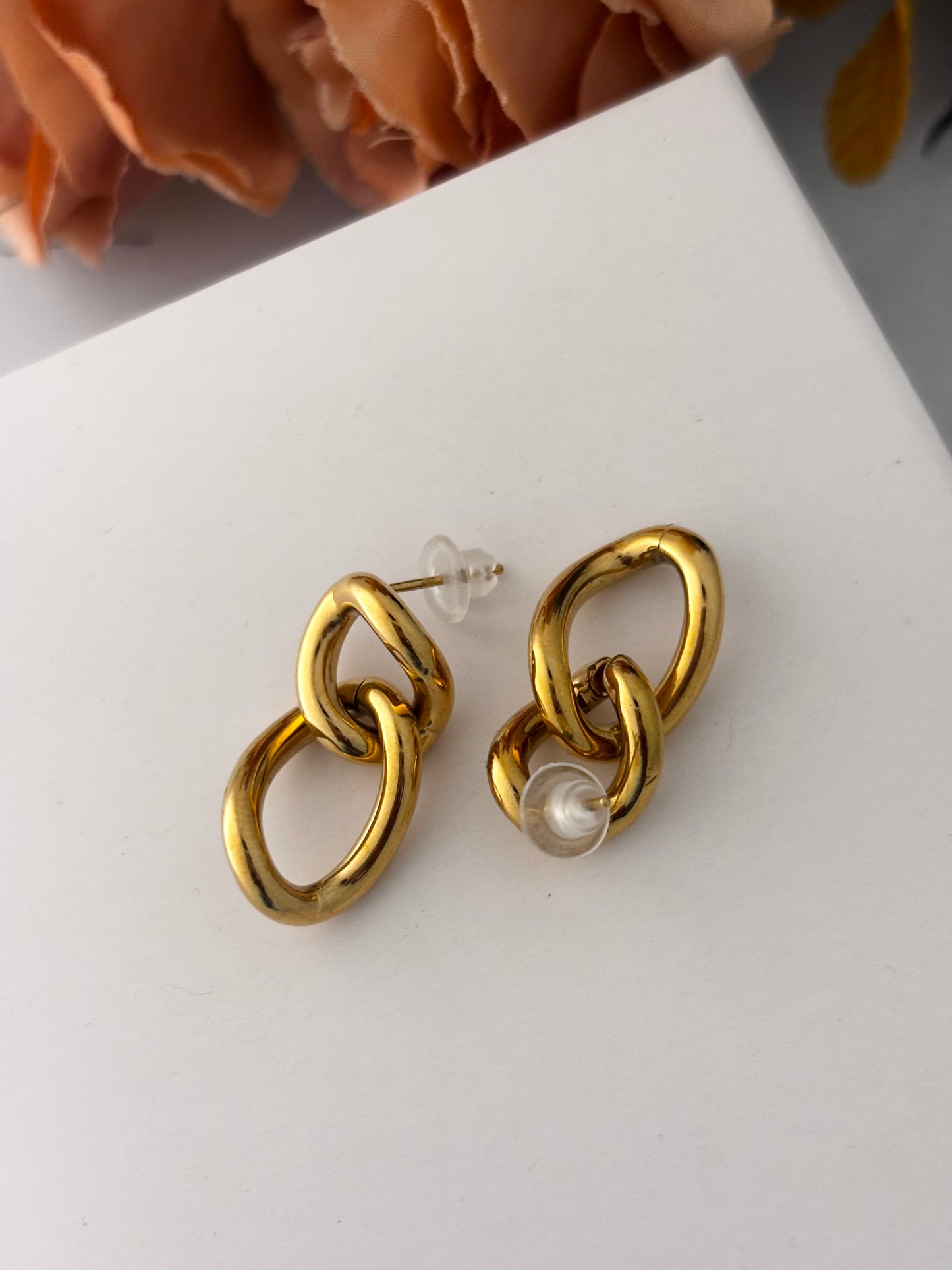 Golden Loops Drops | 18k Gold Plated | Stainless Steel