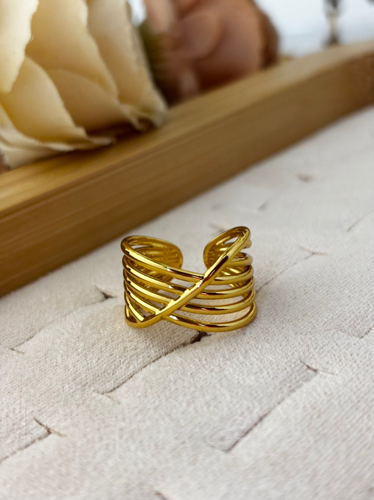 Crisscross Gold Ring | Anti Tarnish Gold Plated