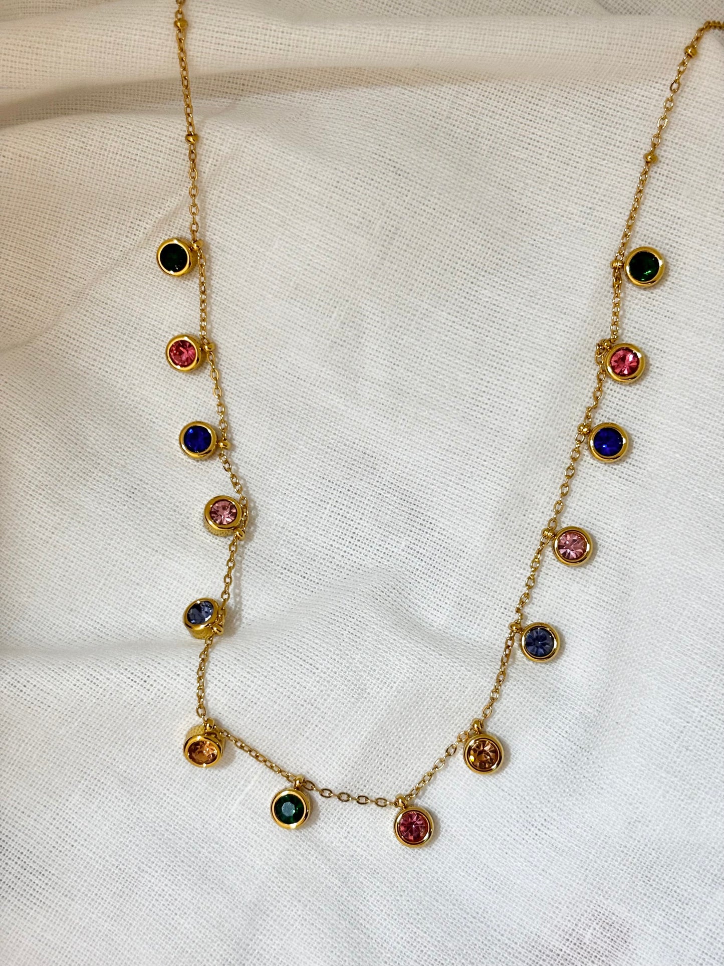 Anti-tarnish necklace with durable, sweatproof gold-plated shine.