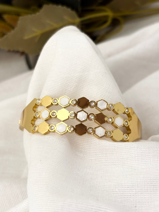 18k gold-plated bangle bracelet with Zircons and Mother of Pearl Inlay 