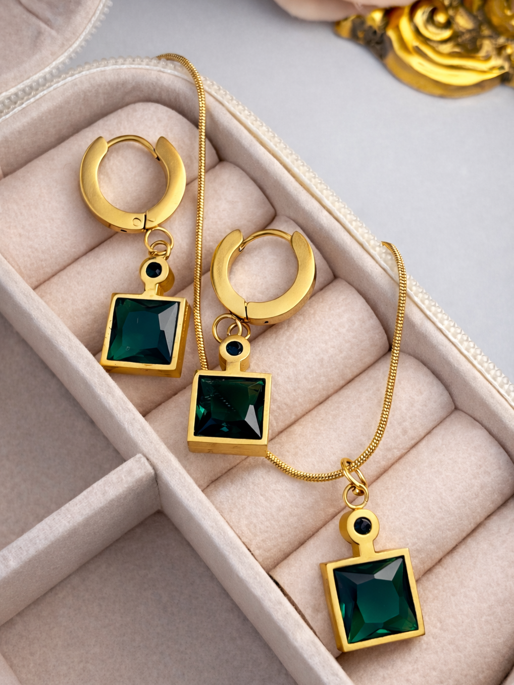 Emerald Stone Pendant Necklace Set | Anti Tarnish Gold Plated
