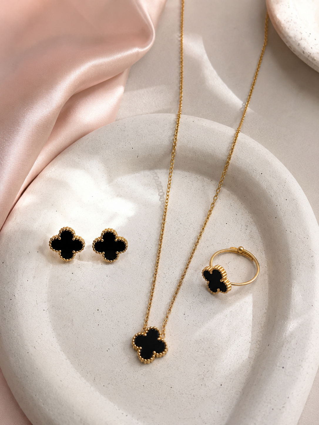 Black Clover Combo Set
