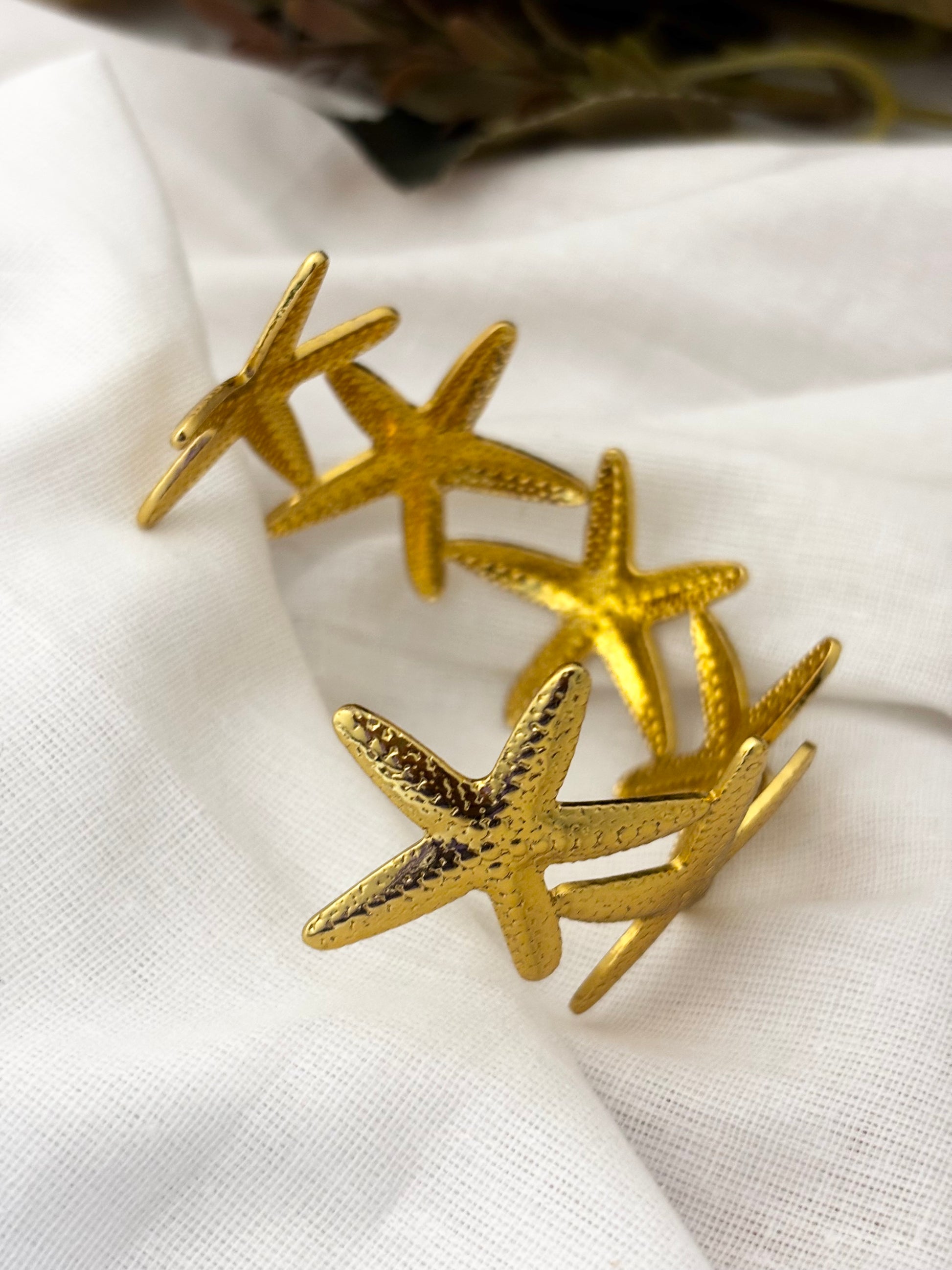 Minimal gold-plated cuff bracelet from ocean collection